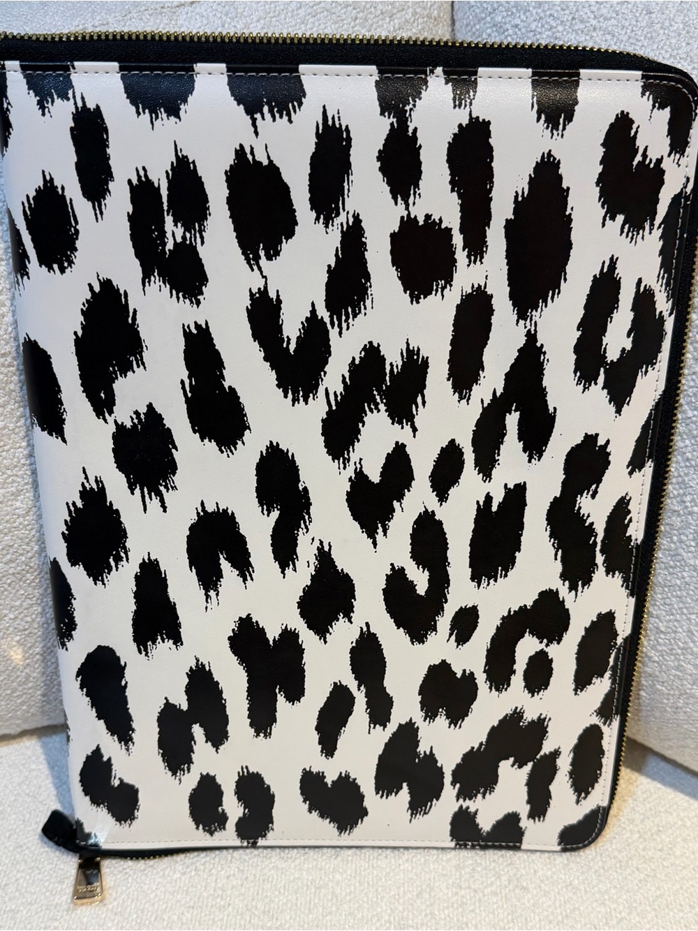 kate spade Black & White Leopard Zip Folio with Green Interior - Picture 3 of 4